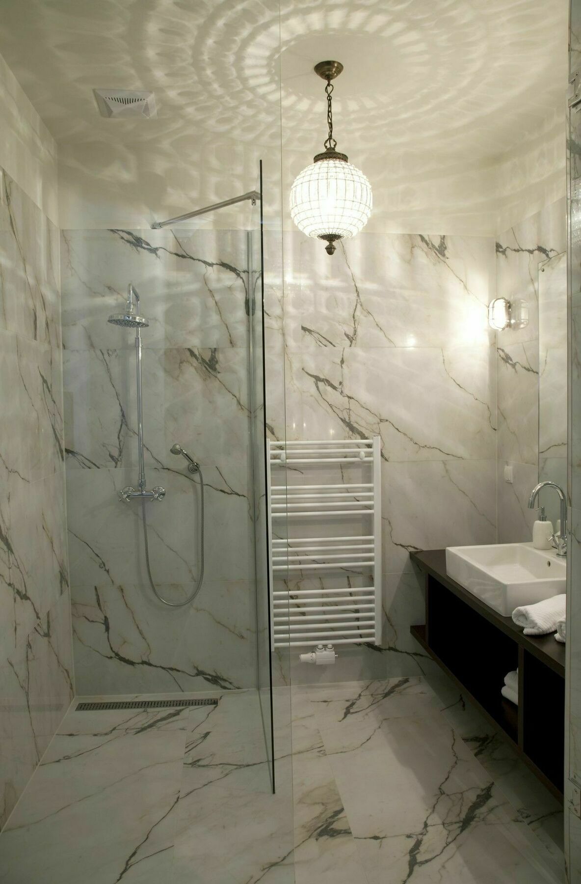 6 Rooms เวียนนา ภายนอก รูปภาพ